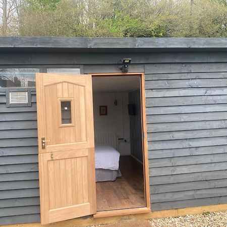 Bridport Garden Suite Kültér fotó