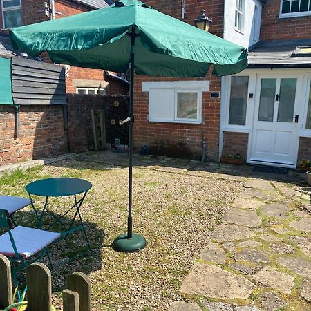 Bridport Garden Suite Kültér fotó
